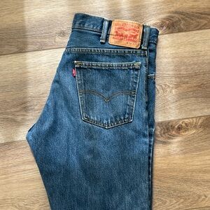 Levis jeans